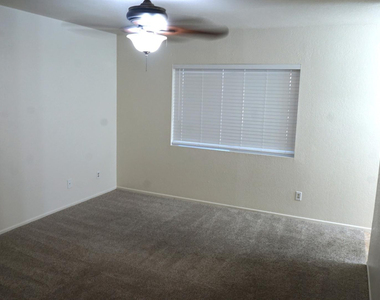 10851 N 65th Avenue - Photo Thumbnail 16