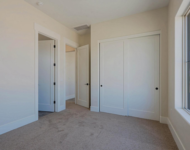 2351 E Cana Lane - Photo Thumbnail 64