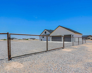2351 E Cana Lane - Photo Thumbnail 88