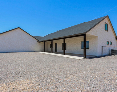 2351 E Cana Lane - Photo Thumbnail 89
