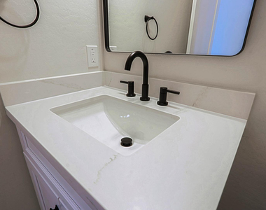 2351 E Cana Lane - Photo Thumbnail 79