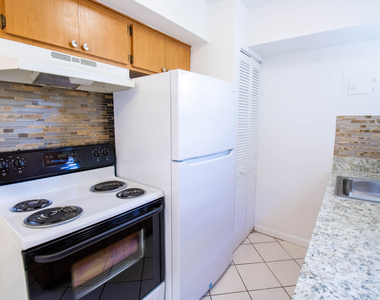 1505 Sw 2nd Street - Photo Thumbnail 4