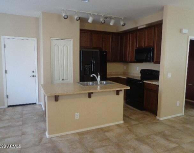 4060 E Tyson Street - Photo Thumbnail 2
