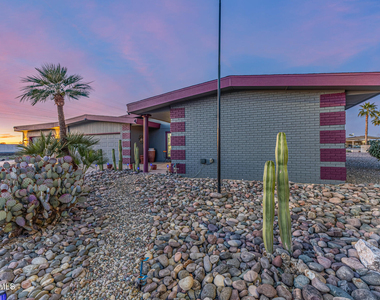 11210 W Pueblo Court - Photo Thumbnail 1