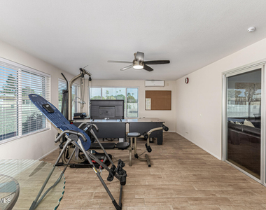11210 W Pueblo Court - Photo Thumbnail 26