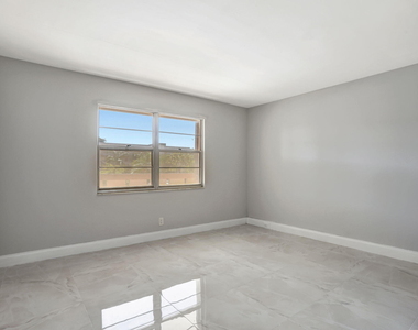 2202 Lucaya Bend - Photo Thumbnail 19