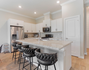 19546 Weathervane Way - Photo Thumbnail 15
