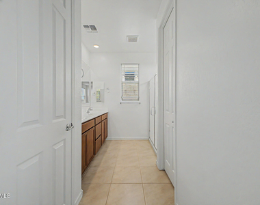 4421 W Palace Station Road - Photo Thumbnail 22