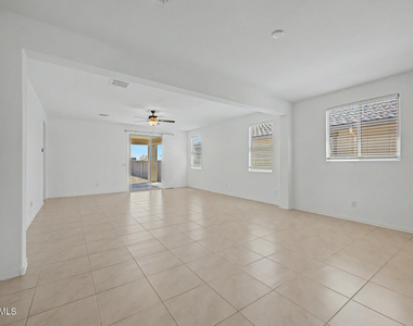 4421 W Palace Station Road - Photo Thumbnail 9