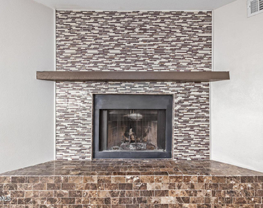2615 N Hayden Road - Photo Thumbnail 3
