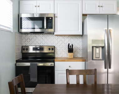 204 Coral Road - Photo Thumbnail 5