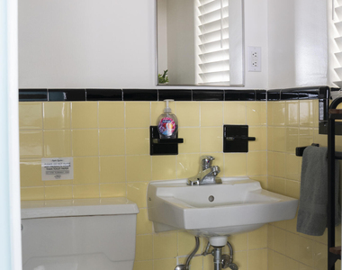 204 Coral Road - Photo Thumbnail 18