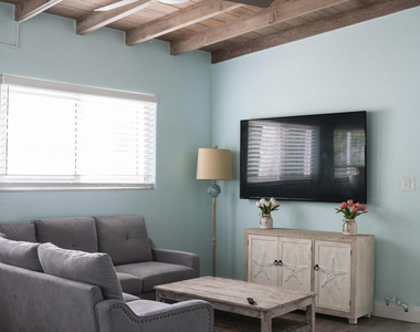 204 Coral Road - Photo Thumbnail 17