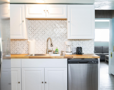 204 Coral Road - Photo Thumbnail 6