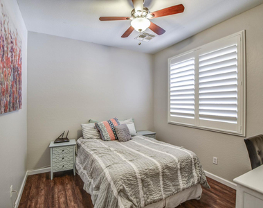 2567 E Brooks Street - Photo Thumbnail 18