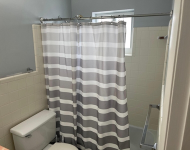 1818 Rodman Street - Photo Thumbnail 26