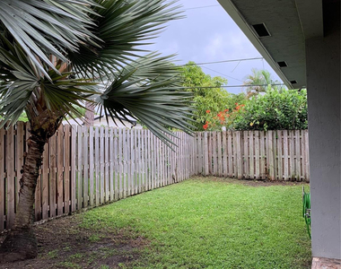 508 Se 2nd Avenue - Photo Thumbnail 2