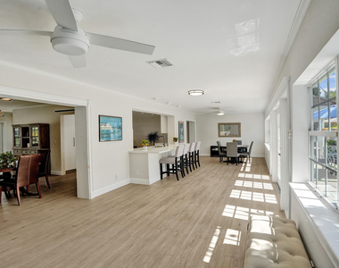 3930 Ne 21st Avenue - Photo Thumbnail 13