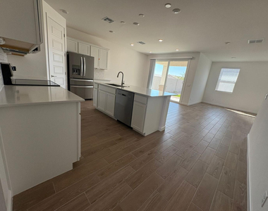 17745 W Turquoise Avenue - Photo Thumbnail 10