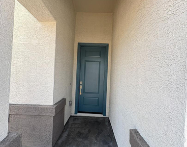 17745 W Turquoise Avenue - Photo Thumbnail 3