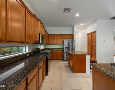 4018 E Harrison Street - Photo Thumbnail 3