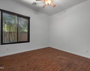 4018 E Harrison Street - Photo Thumbnail 9