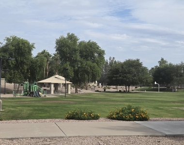 4018 E Harrison Street - Photo Thumbnail 22