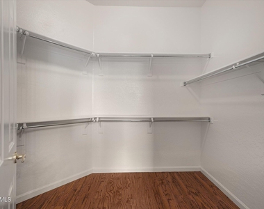 4018 E Harrison Street - Photo Thumbnail 17