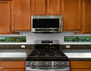 4018 E Harrison Street - Photo Thumbnail 4