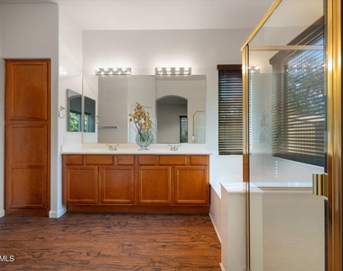 4018 E Harrison Street - Photo Thumbnail 15