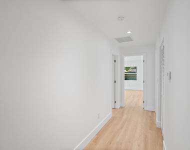 1404 Ne 2nd Street - Photo Thumbnail 17