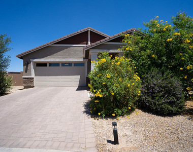 4607 S 111th Drive - Photo Thumbnail 1