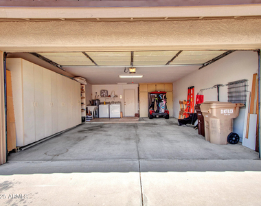 9343 W Escuda Drive - Photo Thumbnail 49