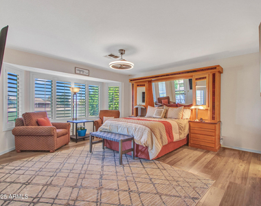 9343 W Escuda Drive - Photo Thumbnail 23