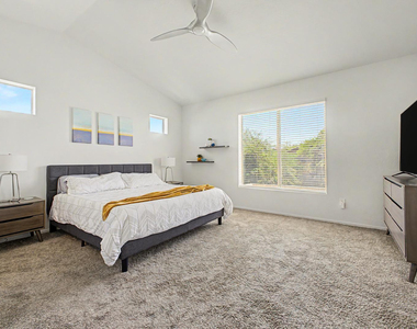 3563 N Tuscany - Photo Thumbnail 16
