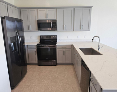 4061 E Pony Lane - Photo Thumbnail 3