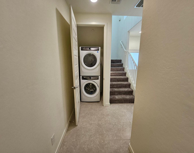 4061 E Pony Lane - Photo Thumbnail 18