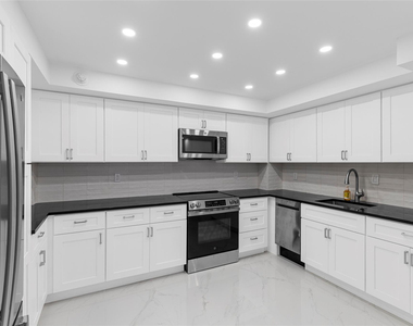 3750 Galt Ocean Drive - Photo Thumbnail 3