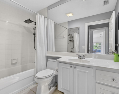 8154 Montserrat Place - Photo Thumbnail 12