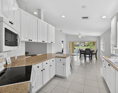 8154 Montserrat Place - Photo Thumbnail 26