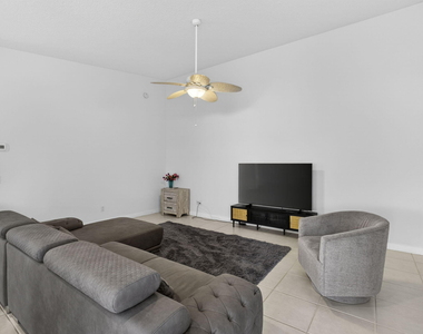 8154 Montserrat Place - Photo Thumbnail 19