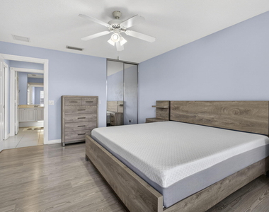 8154 Montserrat Place - Photo Thumbnail 35