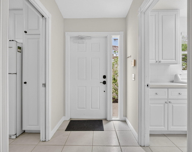 8154 Montserrat Place - Photo Thumbnail 8