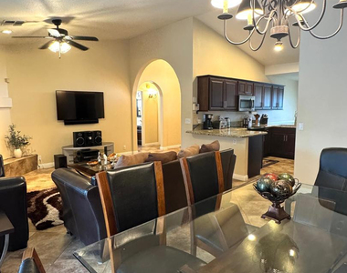 824 S Jay Street - Photo Thumbnail 7