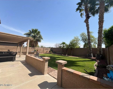 13829 W Rovey Avenue - Photo Thumbnail 12