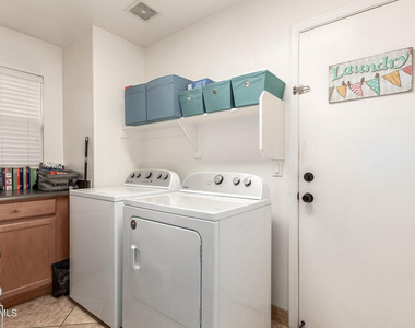 13829 W Rovey Avenue - Photo Thumbnail 10