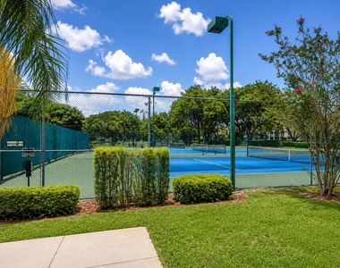 503 Gardens Drive - Photo Thumbnail 30