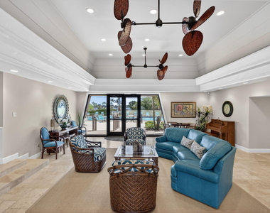 1800 Se Saint Lucie Boulevard - Photo Thumbnail 32