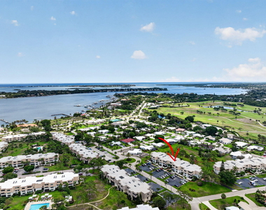 1800 Se Saint Lucie Boulevard - Photo Thumbnail 74