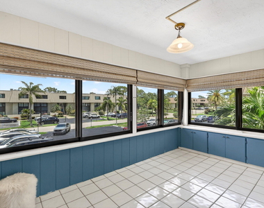 1800 Se Saint Lucie Boulevard - Photo Thumbnail 29